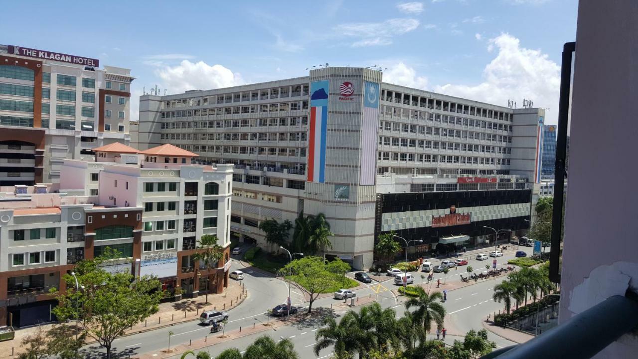 Homestay Marina Court Resort Kota Kinabalu Exterior photo